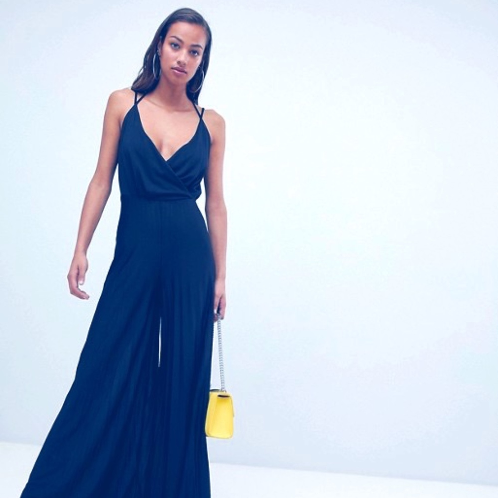 ASOS DESIGN Black Jumpsuit Drape (6)